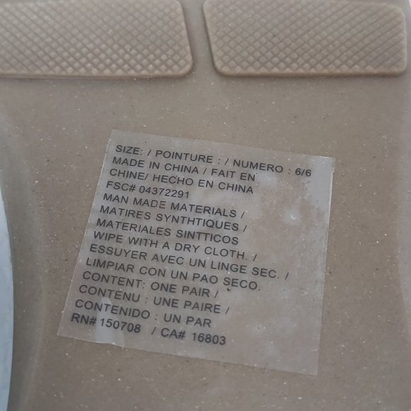 Cushion Walk by Avon Women's White Slip-On Loafers Size 6 NWOT - Picture 8 of 9